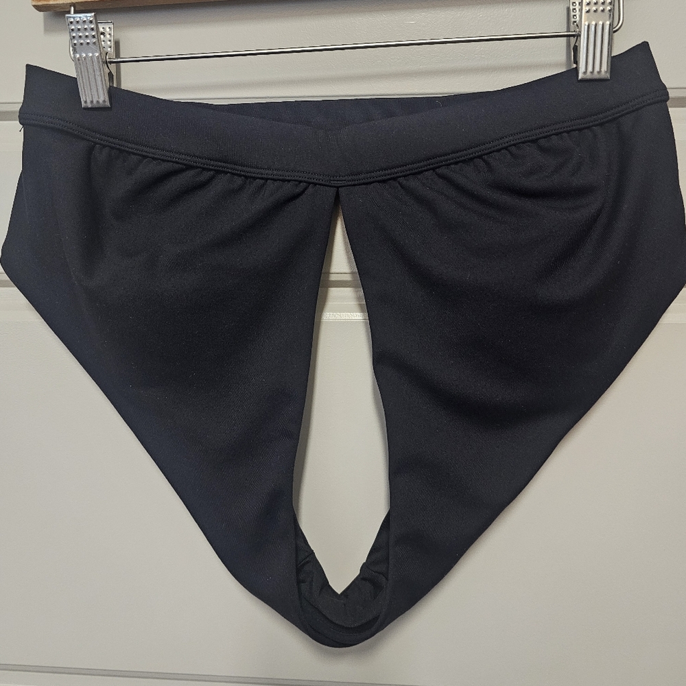 ALO Yoga Black Strappy Bralette